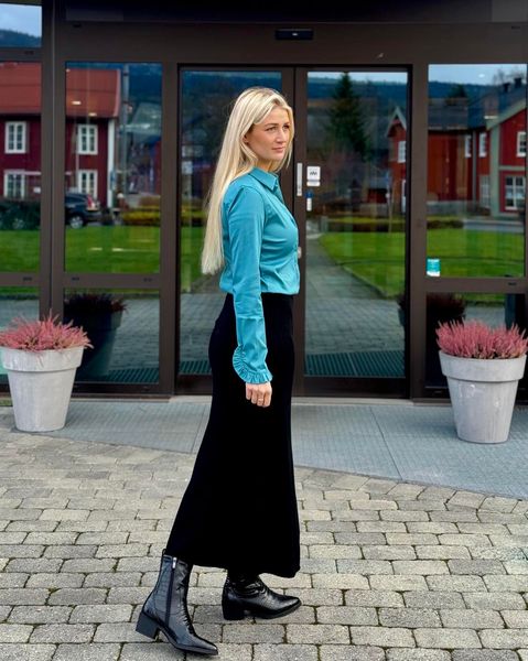 Hovedbilde Ribbestrikket Skjørt